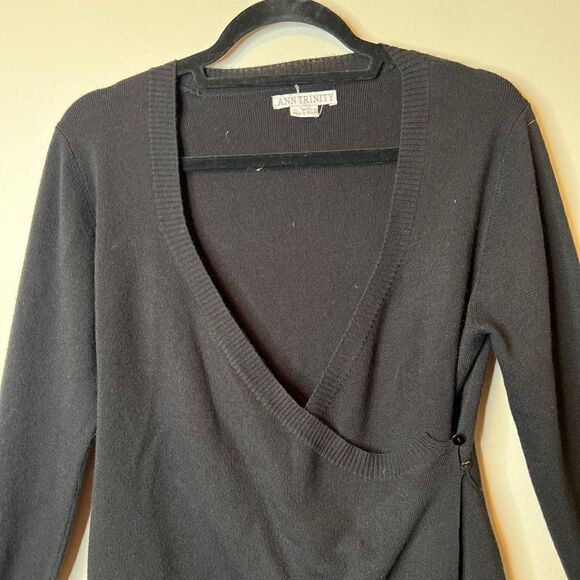 Ann Trinity Women’s Long Sleeve Wool Blend Wrap Sweater Size Medium - Picture 4 of 10
